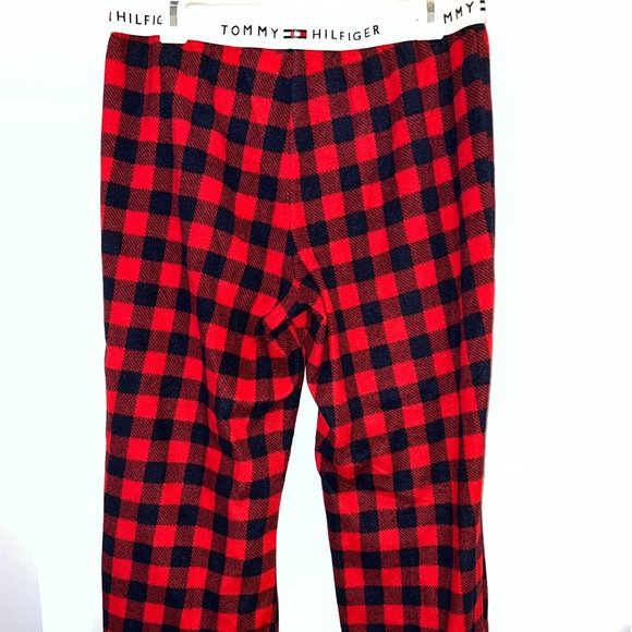 Tommy Hilfiger plaid pj bottoms - Picture 2 of 5